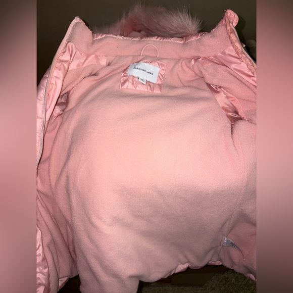 Calvin Klein faux fur hooded Blush Pink Puffer w/Belt Coat - EUC Like New - Picture 4 of 11
